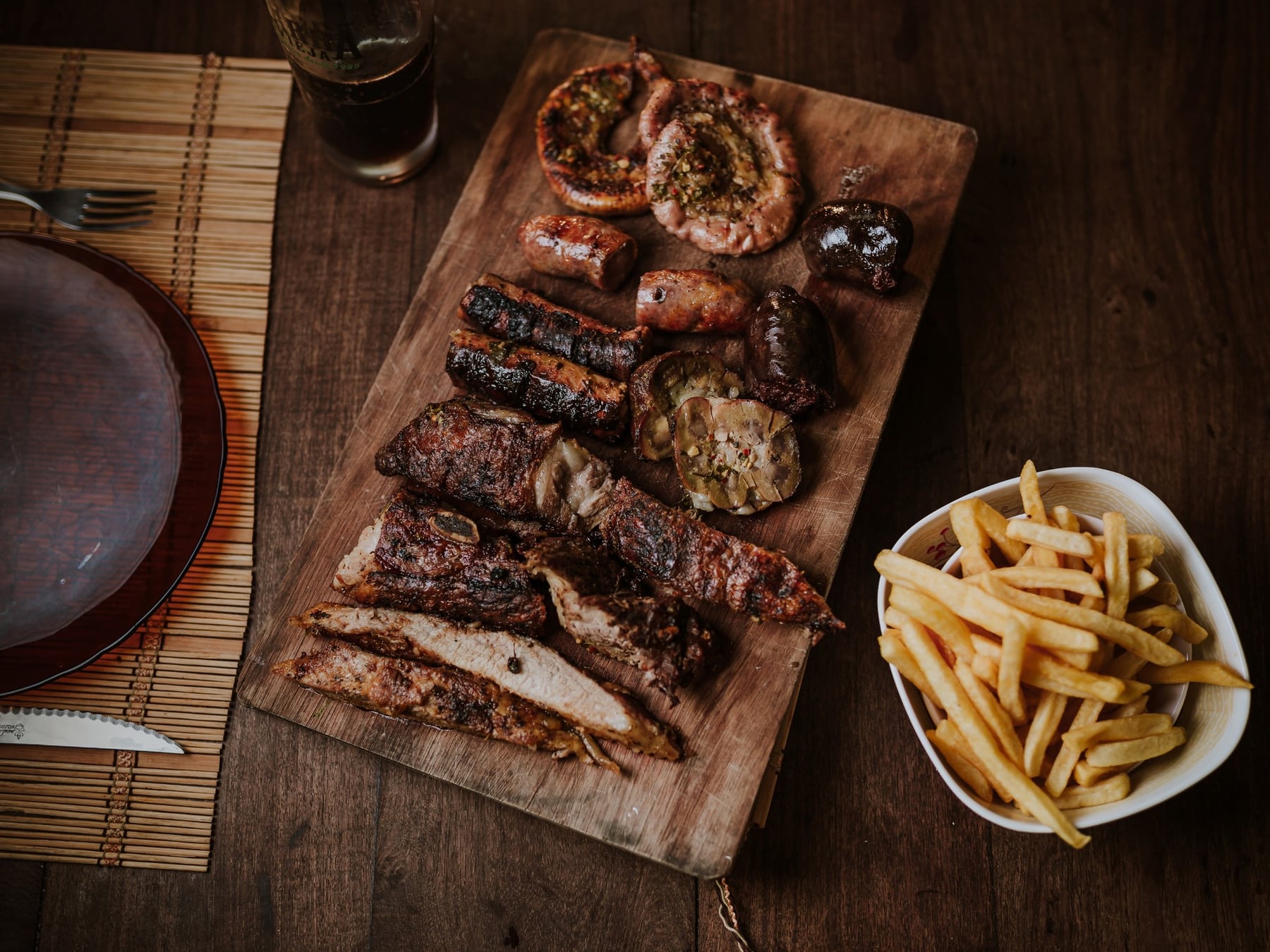 Asado sin cuentas pendientes: cuánta carne llevar según los comensales y el corte que elijas