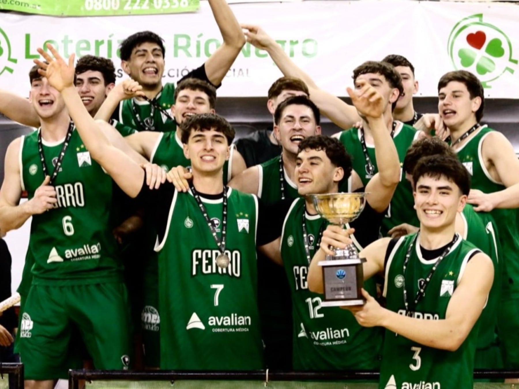 Ferro se calzó la corona en Viedma y al Básquet Joven lo banca un plomazo del Chaque Martorell