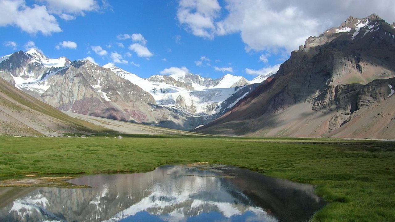 Cinco montañas argentinas, a la caza de un sello mundial: la pulseada por las Montañas de Fama Mundial 2026