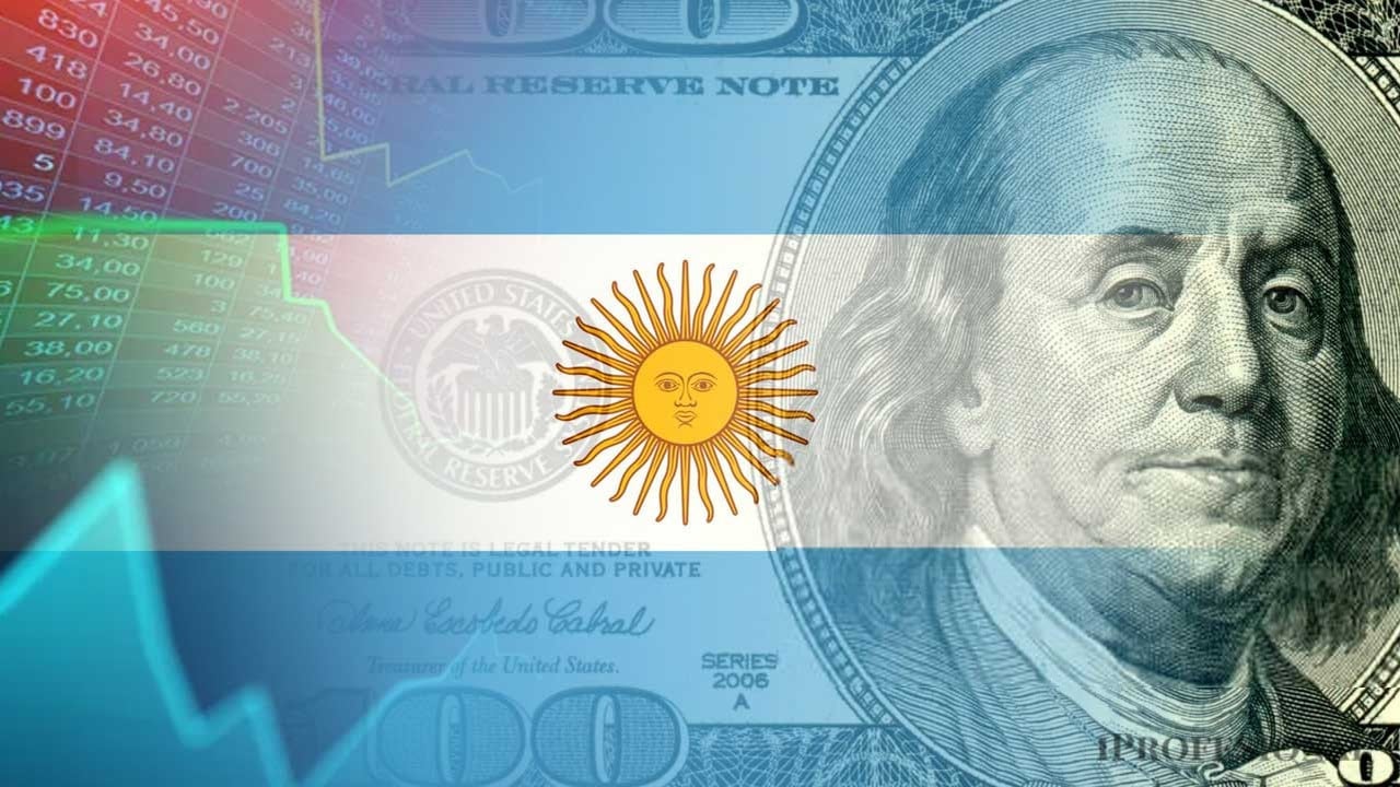 Pronostican que el dólar mayorista cerrará el año entre $1.611 y $1.850, por debajo de la inflación esperada del 32%