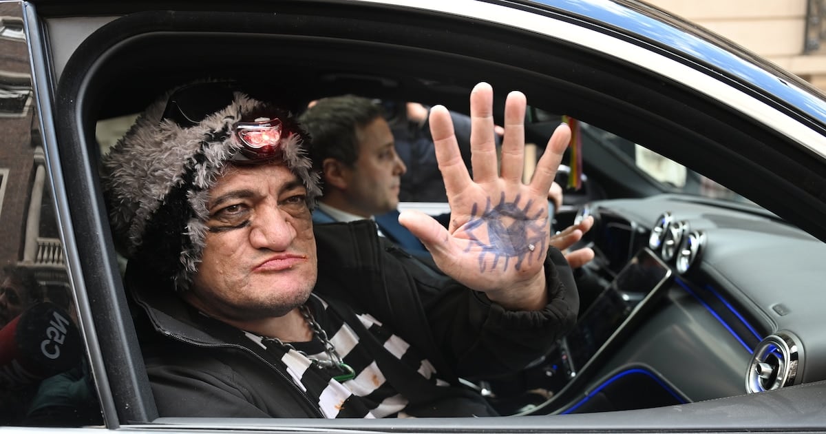 Se reanuda el juicio contra Pity Álvarez con peritos médicos en el banquillo