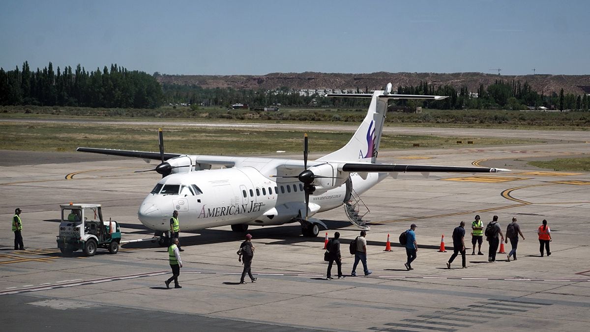 Una aerolínea neuquina suma vuelos de 50 minutos entre la capital y dos destinos del interior provincial