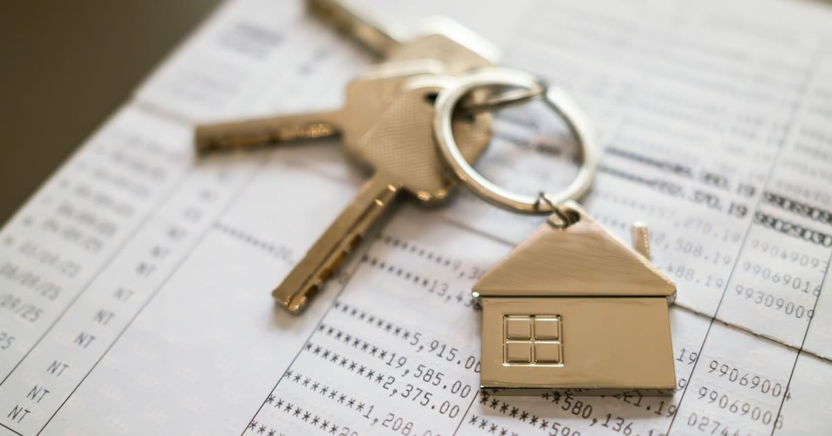 Vender una propiedad en CABA sin ITI ni impuesto cedular: qué impuestos, comisiones y honorarios pesan hoy en una compraventa