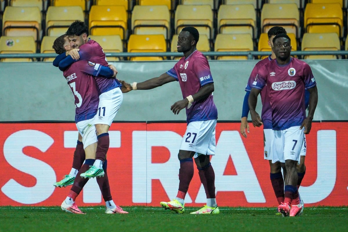 El cuento del ascenso sigue creciendo: Torreense debutó en la Europa League con una victoria que vale triple