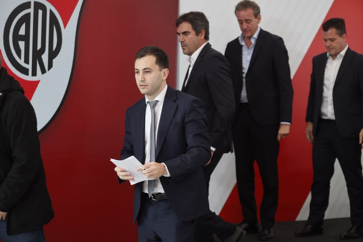 River sacó la billetera, se trajo a Almada y armó un plantel para soñar (otra vez)