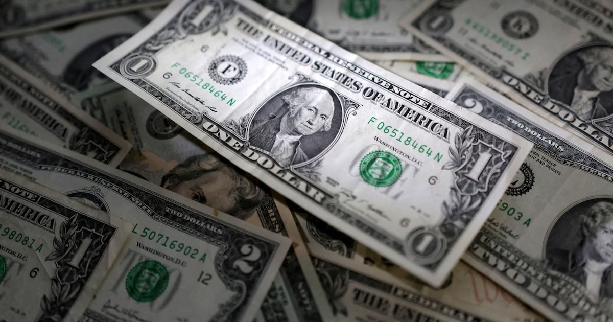 El dólar en el Nación cerró la semana a $1.540 y dejó un saldo dispar frente al blue