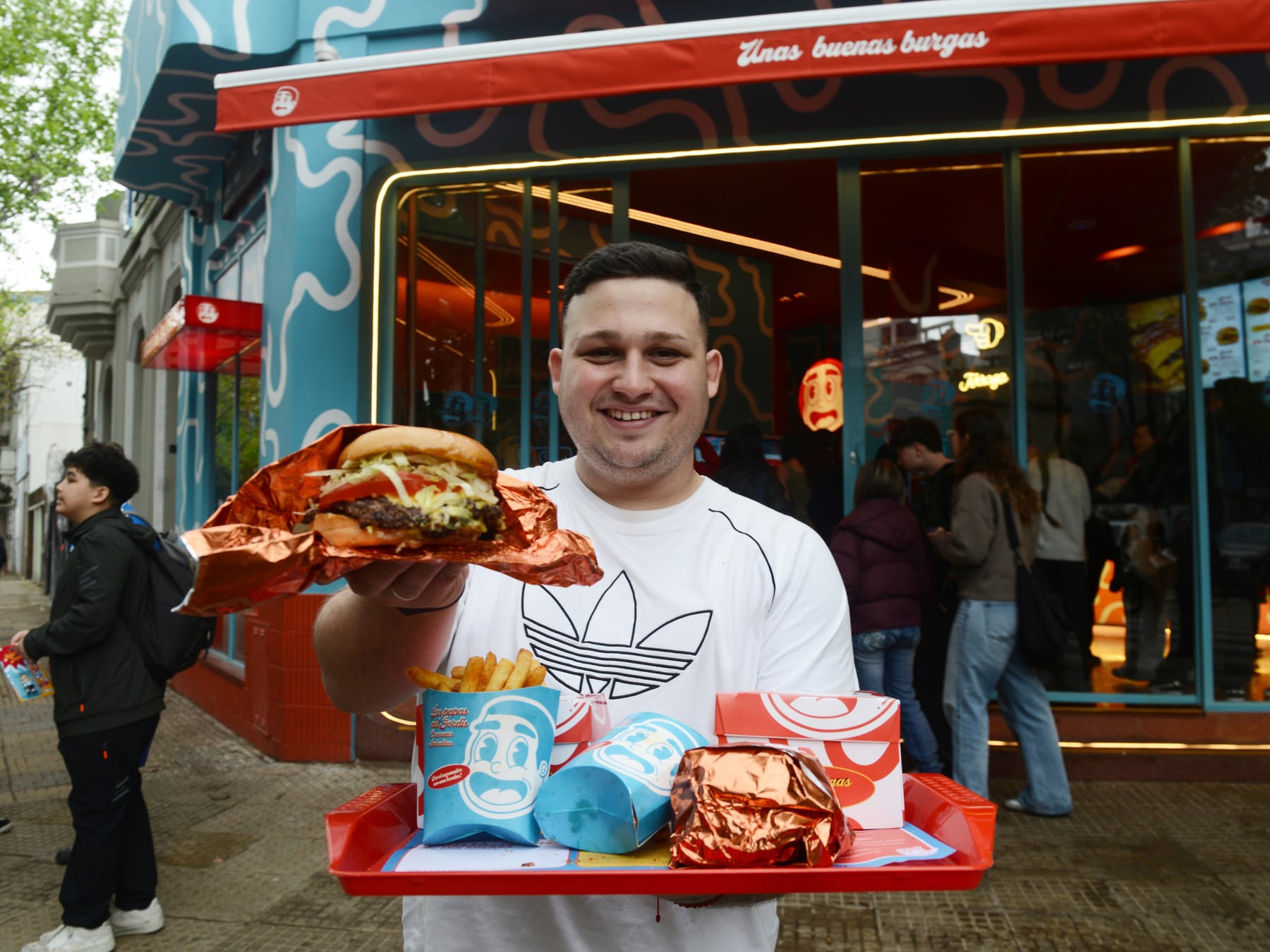 Gordis Burger: el paso del plato a la cocina propia en pleno Palermo