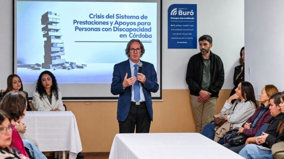 Córdoba, un laberinto de esperas: lo que tarda conseguir una terapia, una prótesis o el certificado de discapacidad