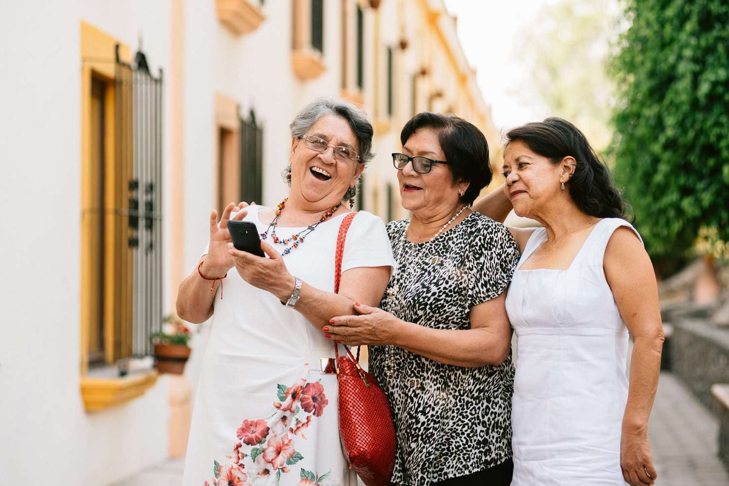 Dos amigas texanas de 85 años proyectan una nueva etapa en Asia tras visitar cerca de medio centenar de países