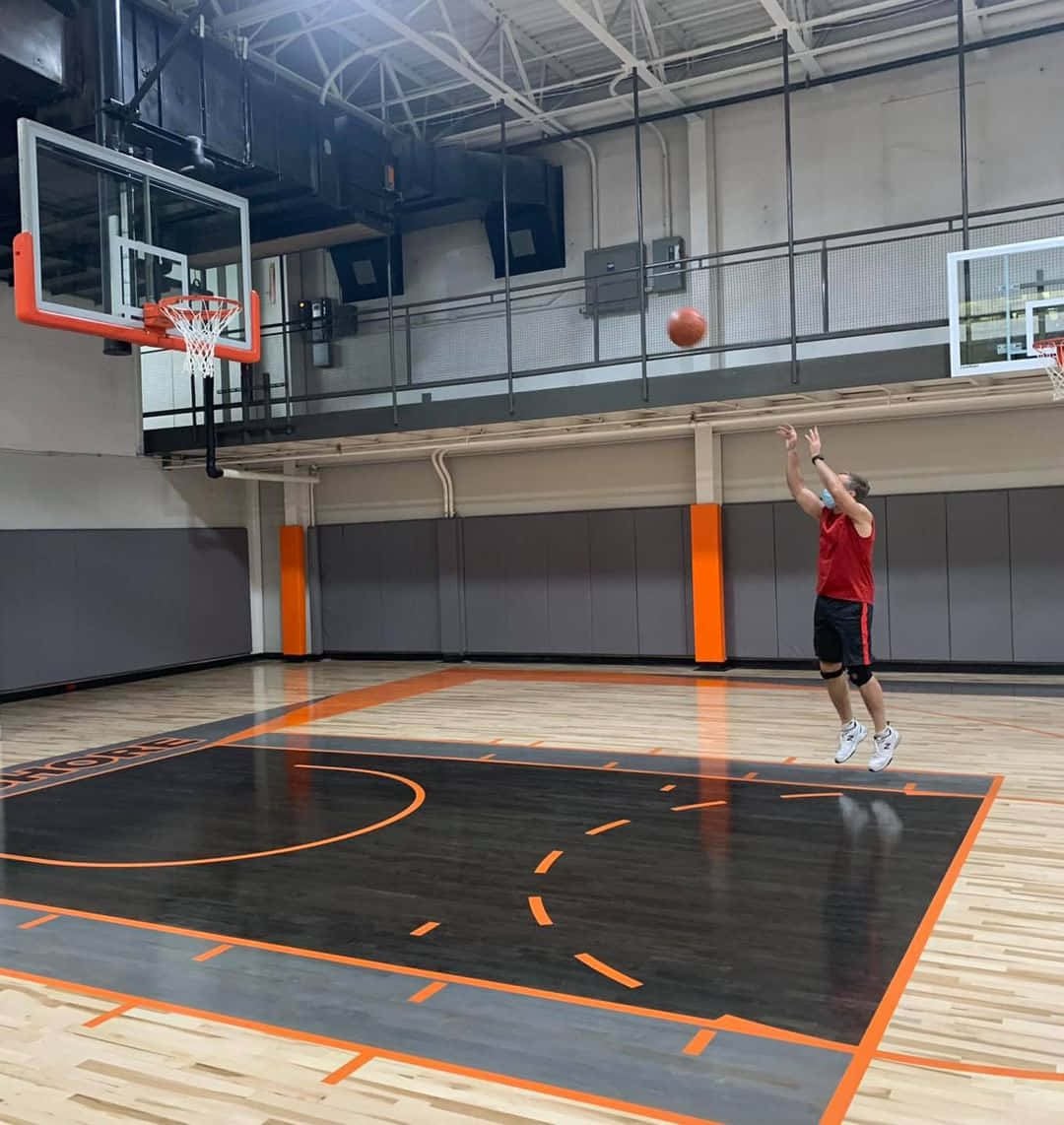Mitchell, Harden y un Watson que llega para ver si los de Ohio cortan el maleficio del Este