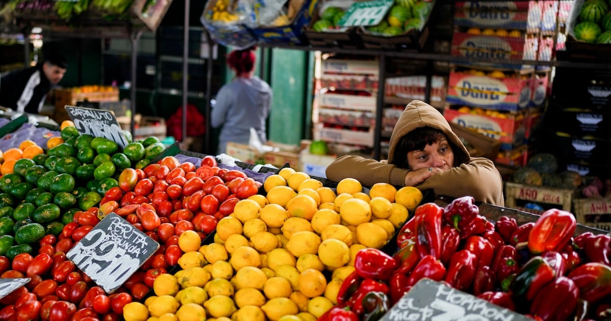 Septiembre dejó al tomate en $4.036, el kilo y a la lechuga con la mayor baja del mes