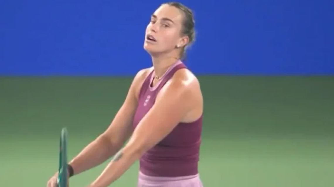 Sabalenka se quedó sin China: Ann Li la bajó del caballo en Wuhan y ahora la bielorrusa se replantea todo