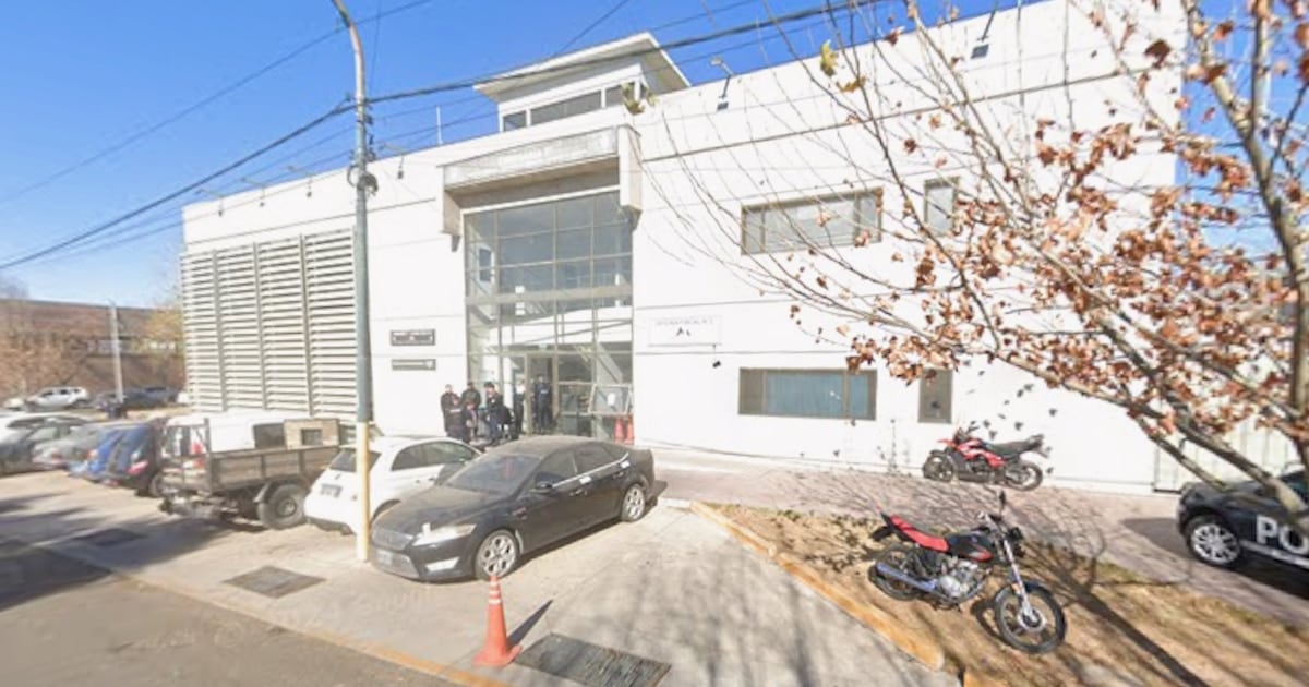 Imputan a un policía mendocino por abusar sexualmente de una detenida en la Comisaría Séptima de Godoy Cruz