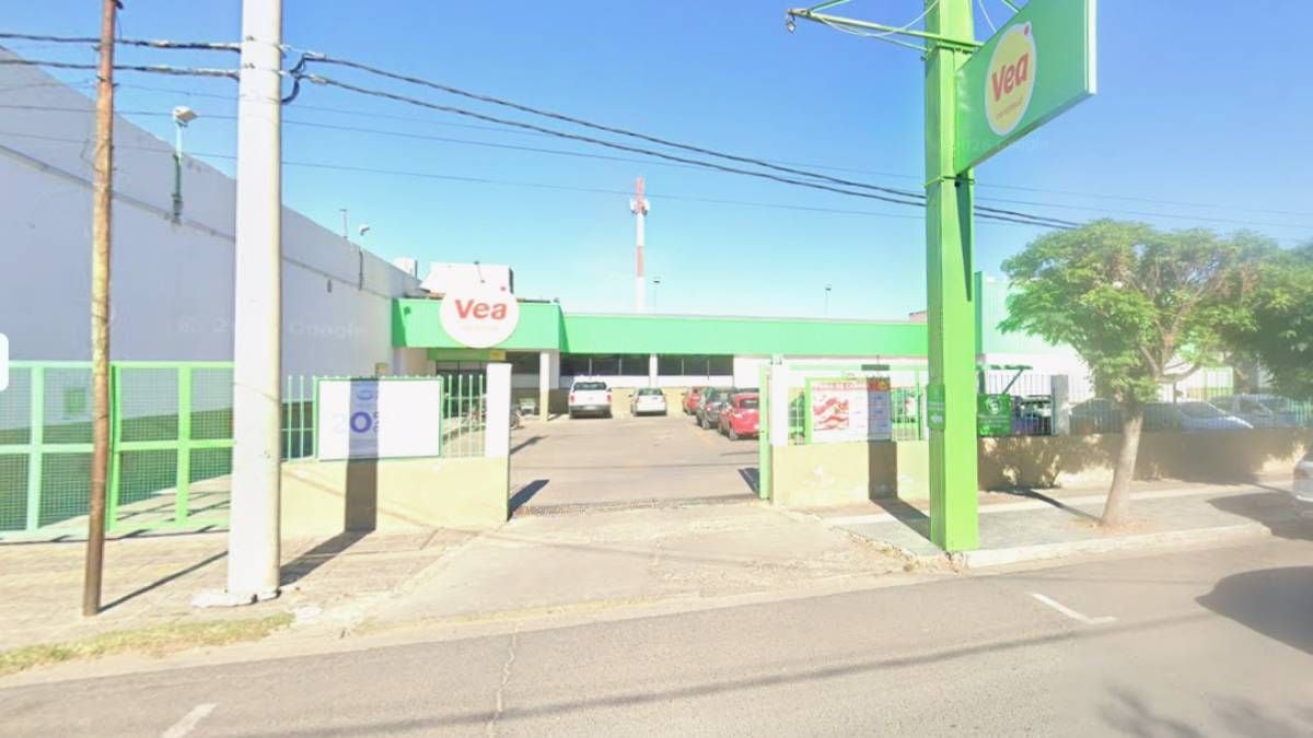 Confirmaron una multa a un supermercado de Neuquén por el robo de una bicicleta en su playa de estacionamiento