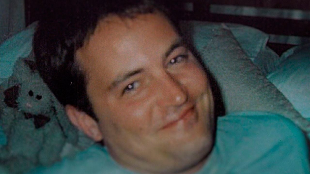 La vida de Matthew Perry, entre la fama y la adicción, en una serie documental